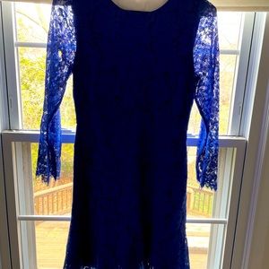 Beautiful and flattering dress